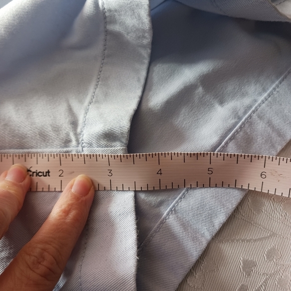 J.Crew Factory Classic Chino 3.5" In Pale Chambray Size 8 - Picture 11 of 11